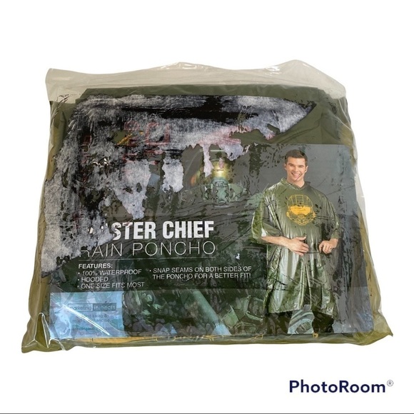 HALO 5 Guardians Master Chief Rain Poncho Marketing Instincts 2015 Rare Find New - Picture 1 of 9